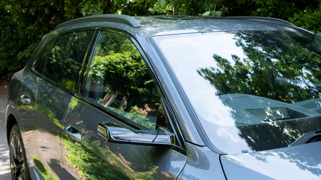 Audi Q8 e-tron A-pillar