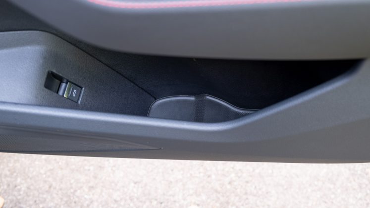 Audi Q8 e-tron front door compartment