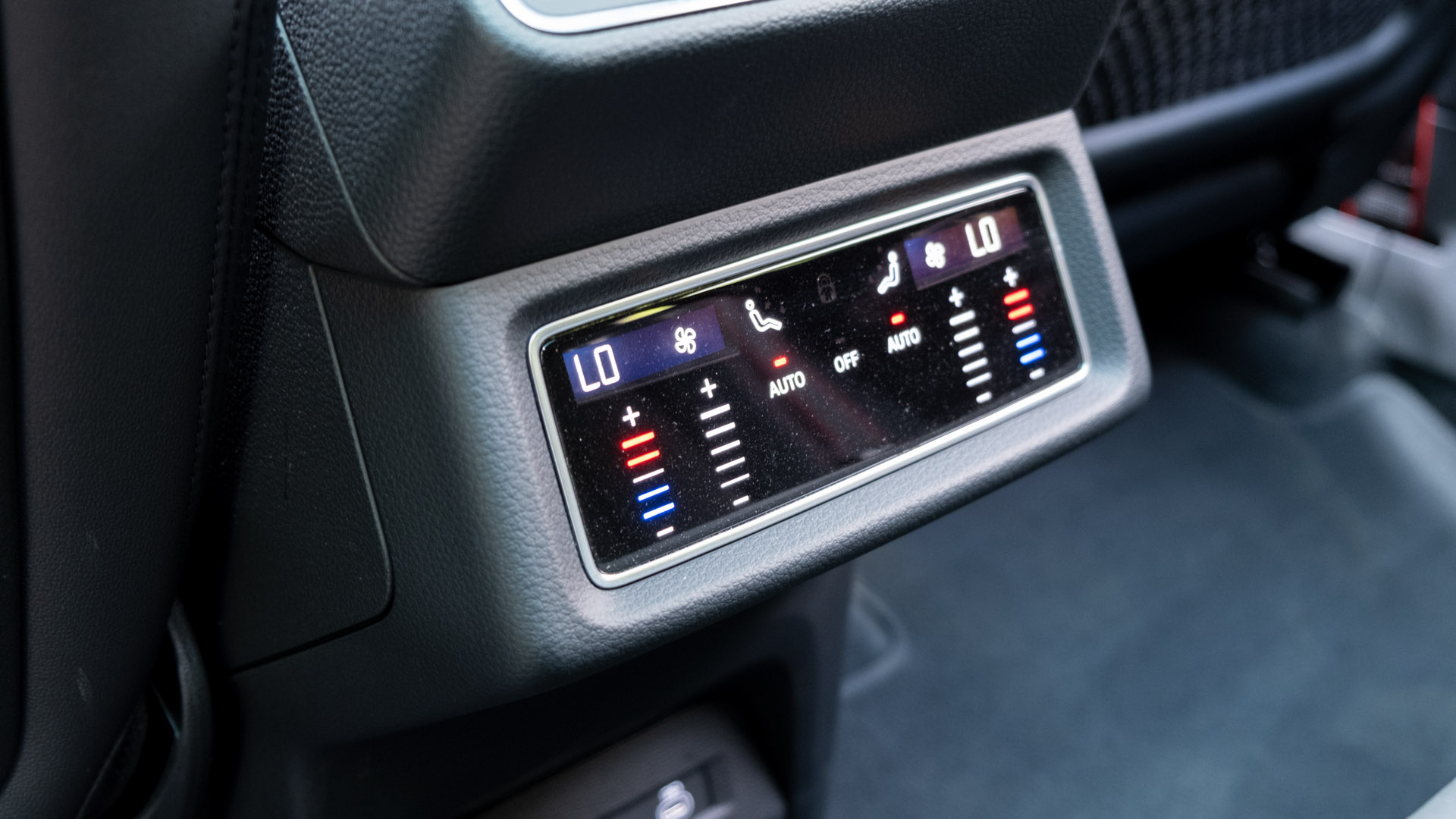 Audi Q8 e-tron rear climate controls