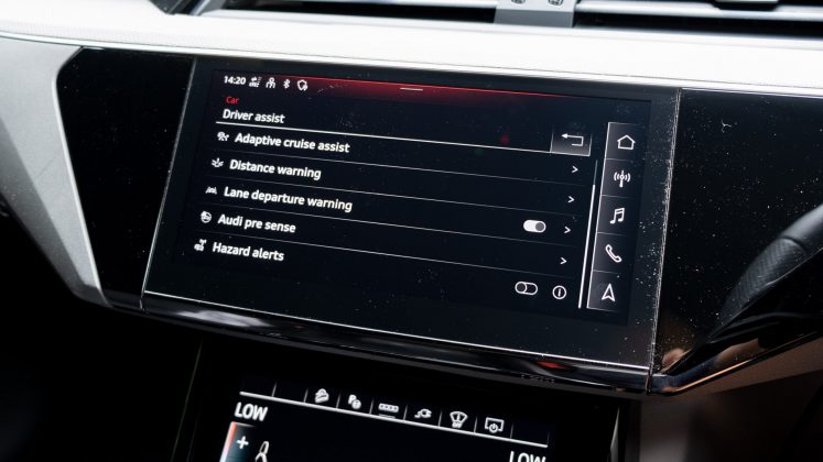 Audi Q8 e-tron safety