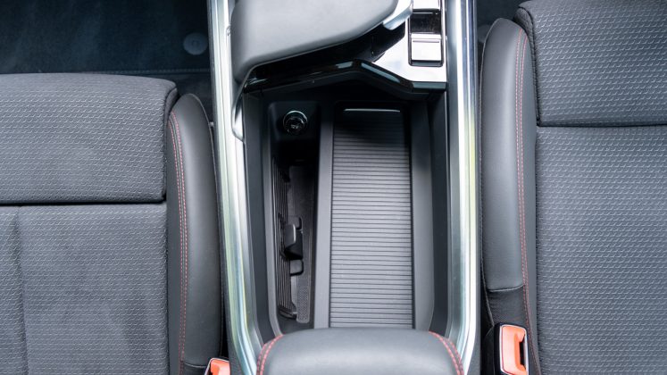 Audi Q8 e-tron storage space