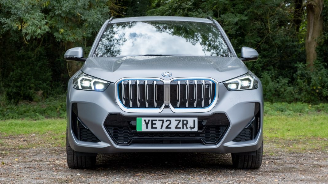 BMW iX1 front