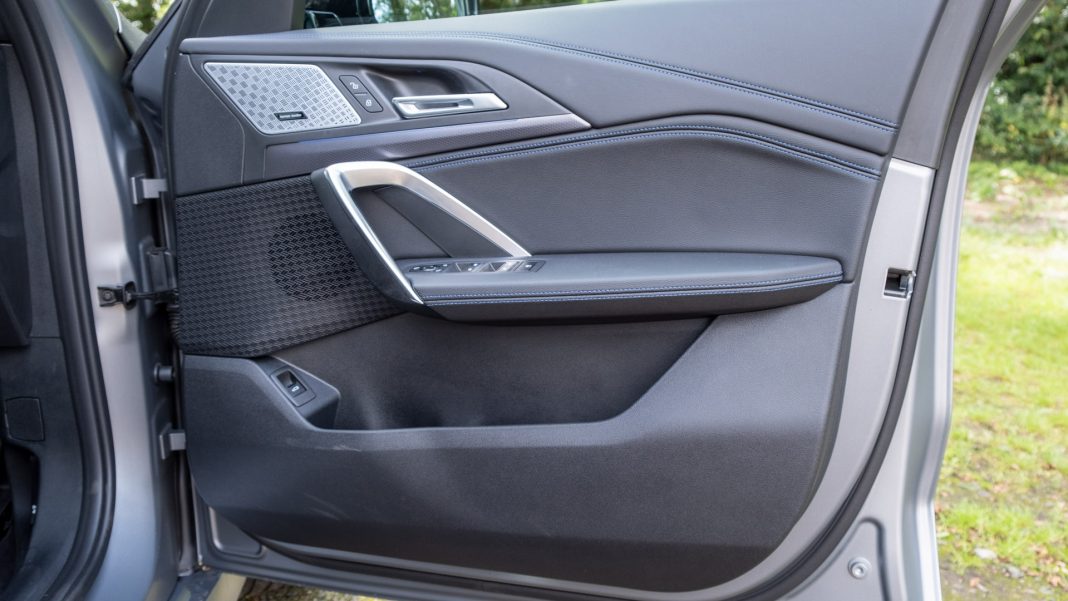 BMW iX1 front door