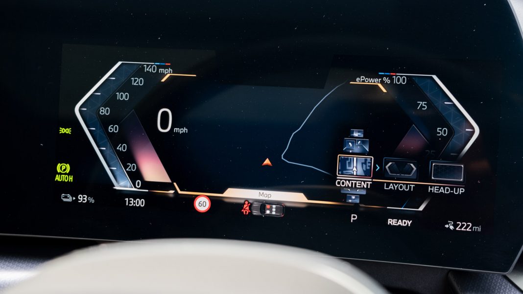 BMW iX1 instrument cluster maps