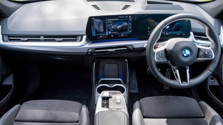 BMW iX1 interior space