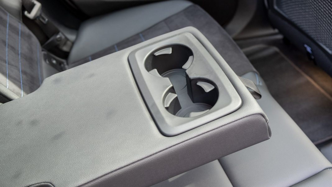 BMW iX1 rear cupholders