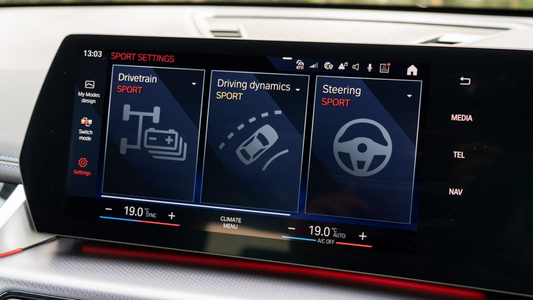 BMW iX1 sport mode