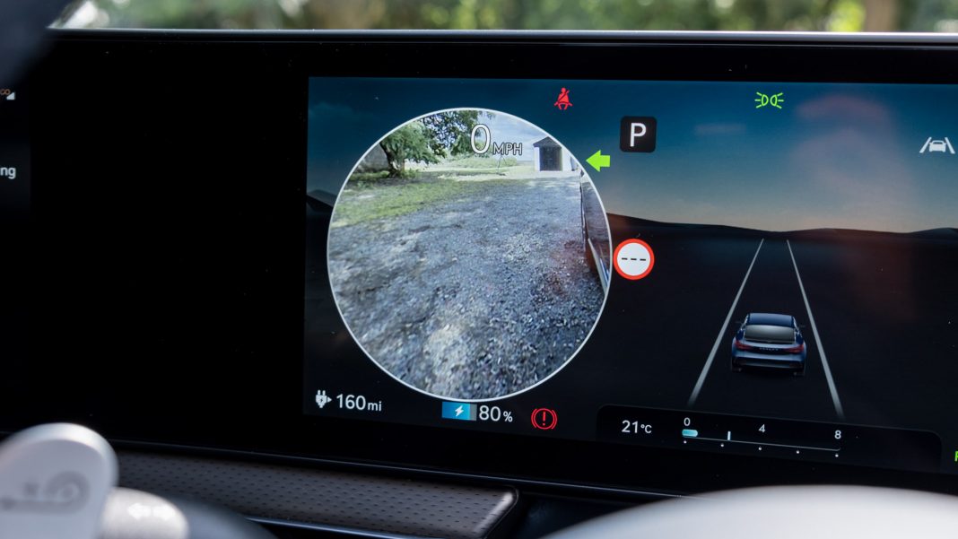 Genesis GV60 blind spot view