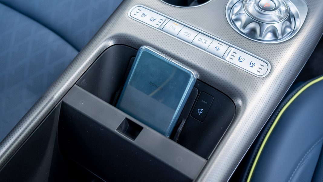 Genesis GV60 phone charger