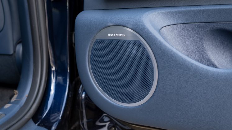Genesis GV60 rear door speaker