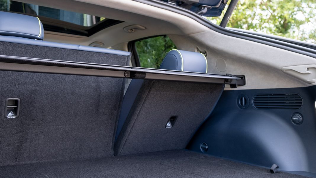 Genesis GV60 reclining seats