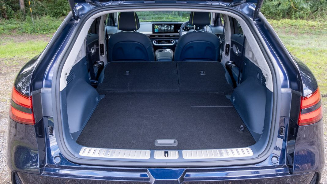 Genesis GV60 seats down