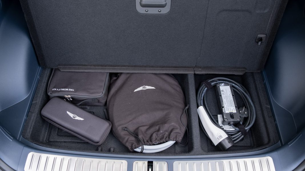 Genesis GV60 underfloor storage