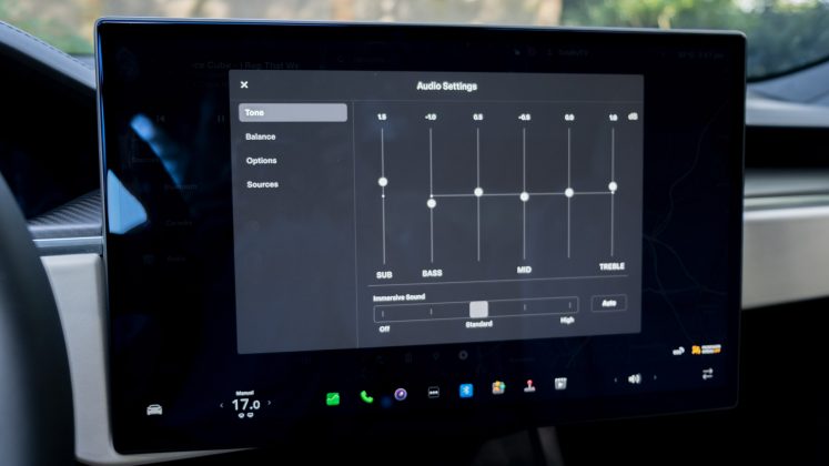 Tesla Model S Plaid audio settings