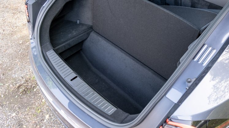Tesla Model S Plaid underfloor compartment