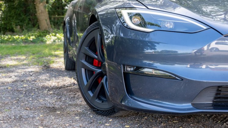 Tesla Model S Plaid wheels