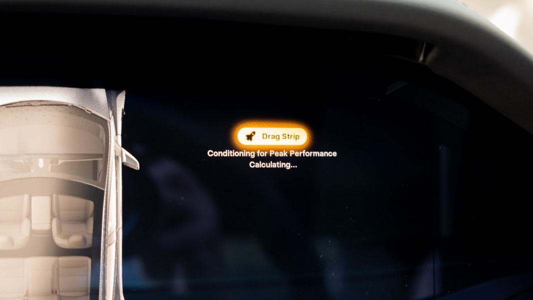 Tesla Model S drag strip mode