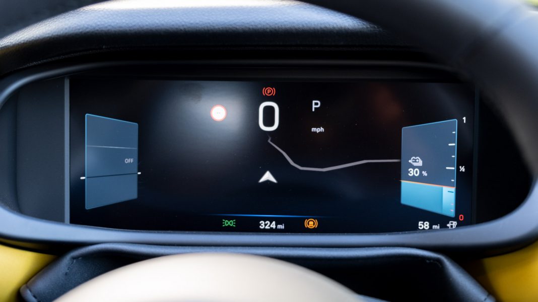 Jeep Avenger driver display