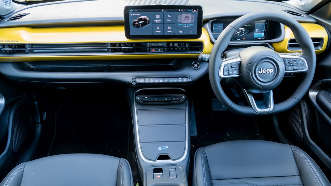 Jeep Avenger interior space