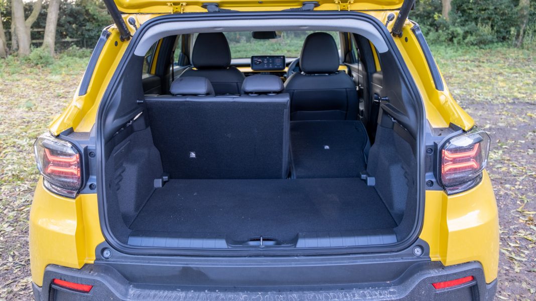 Jeep Avenger one seat down