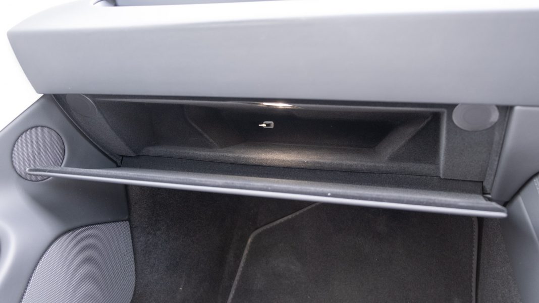 New Tesla Model 3 glove box