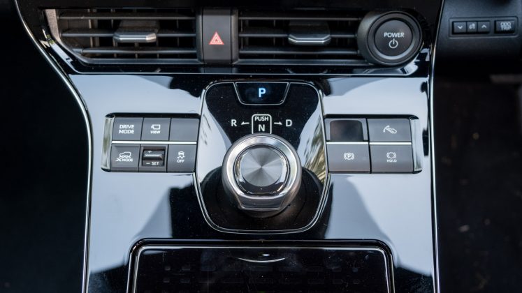 Subaru Solterra centre buttons
