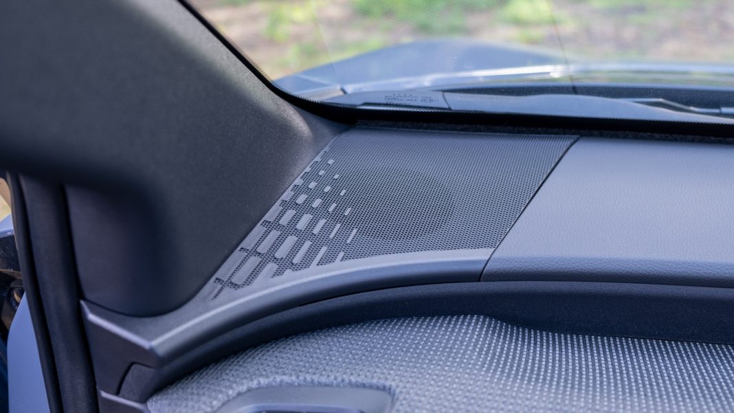 Subaru Solterra dashboard speaker