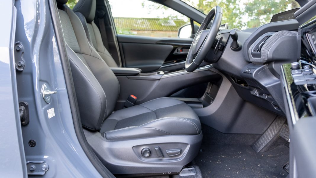 Subaru Solterra front seats