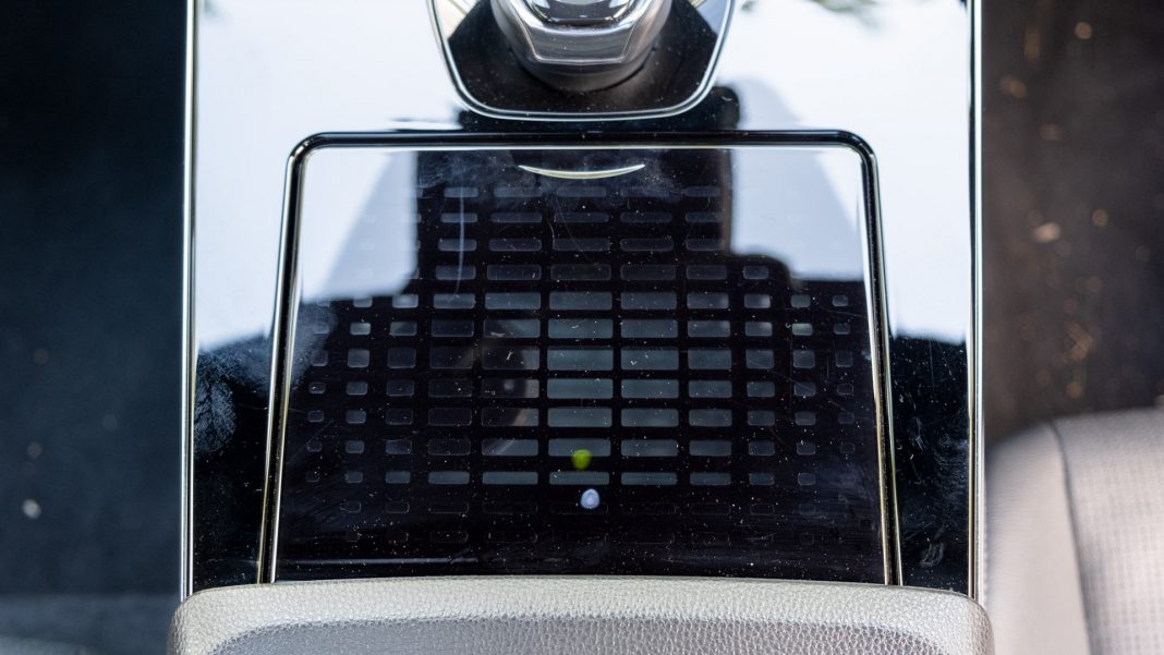 Subaru Solterra phone storage