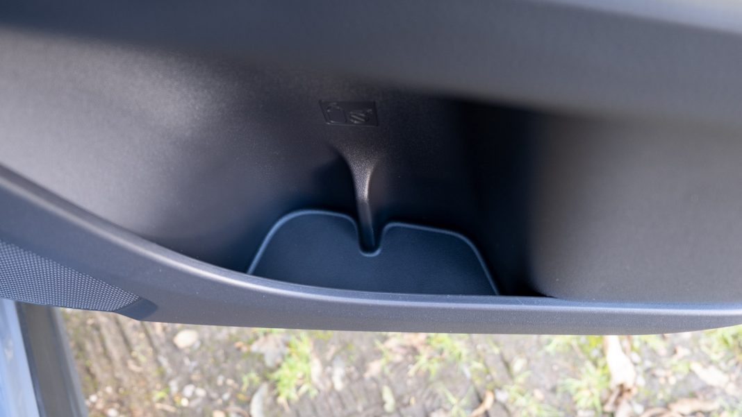 Subaru Solterra rear door compartment