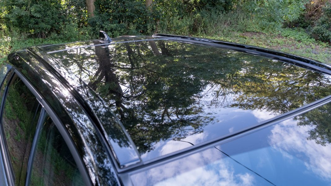 Subaru Solterra sunroof