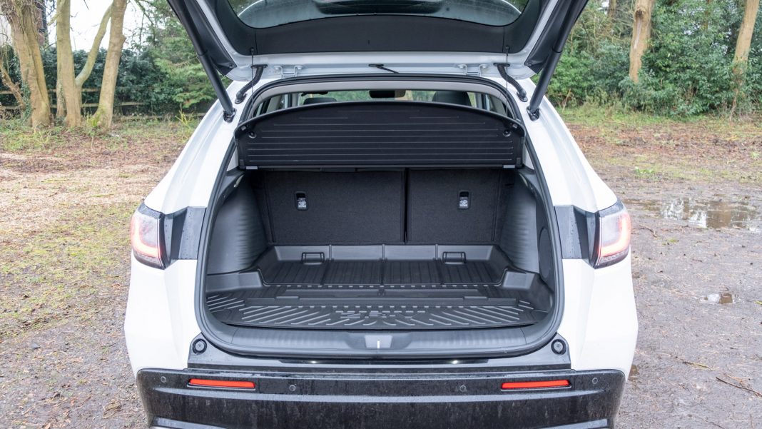 Honda ZR-V boot space