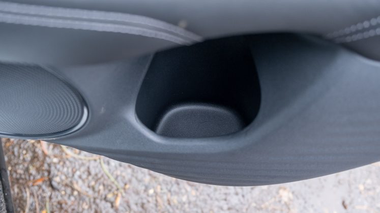 Honda ZR-V rear door compartment