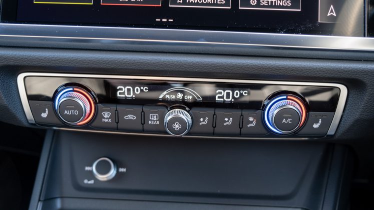 Audi Q3 TFSI e climate controls