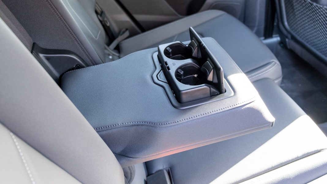 Audi Q3 TFSI e rear cupholders