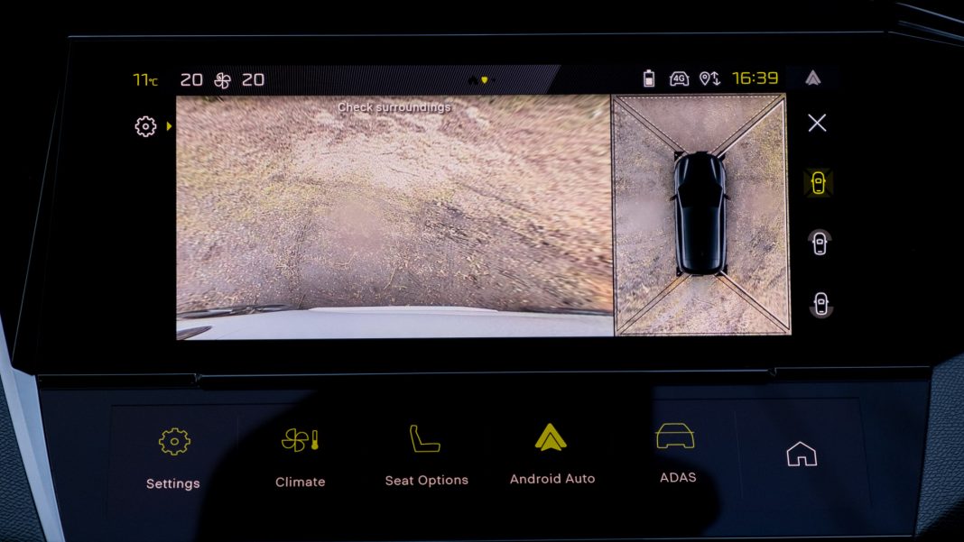 Peugeot e-308 360 camera