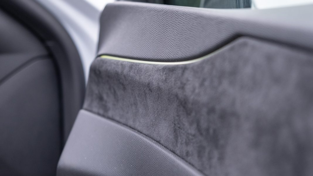 Peugeot e-308 materials