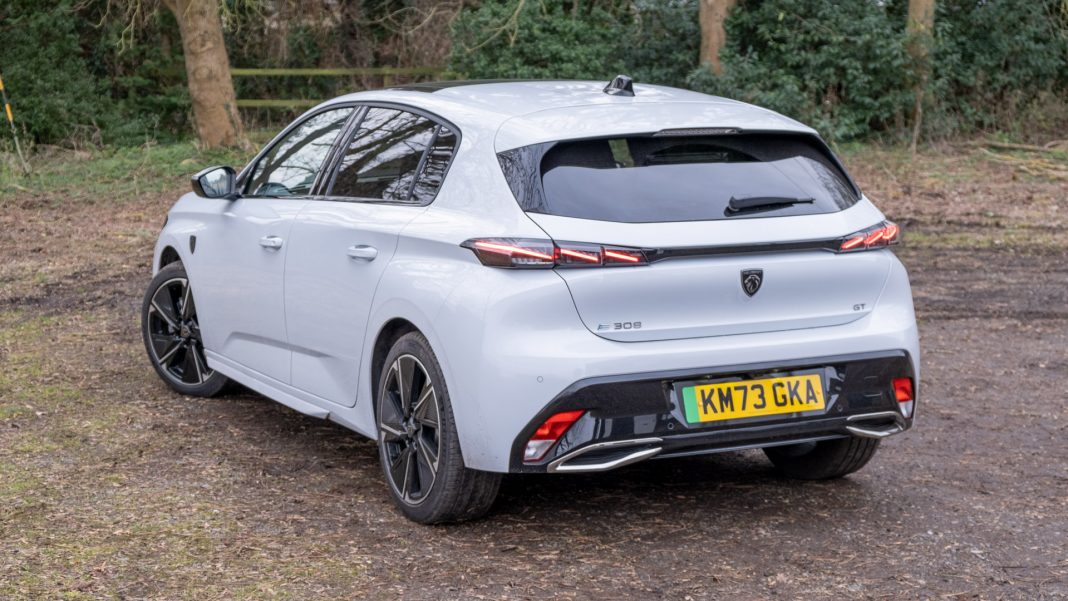 Peugeot e-308 rear