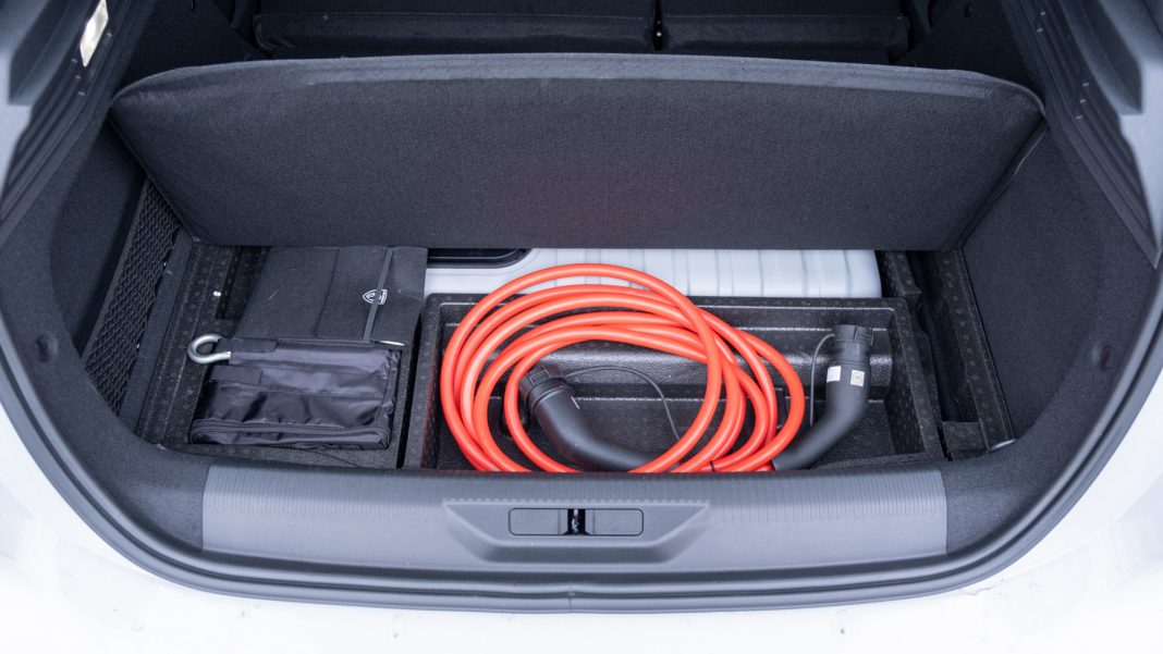 Peugeot e-308 underfloor