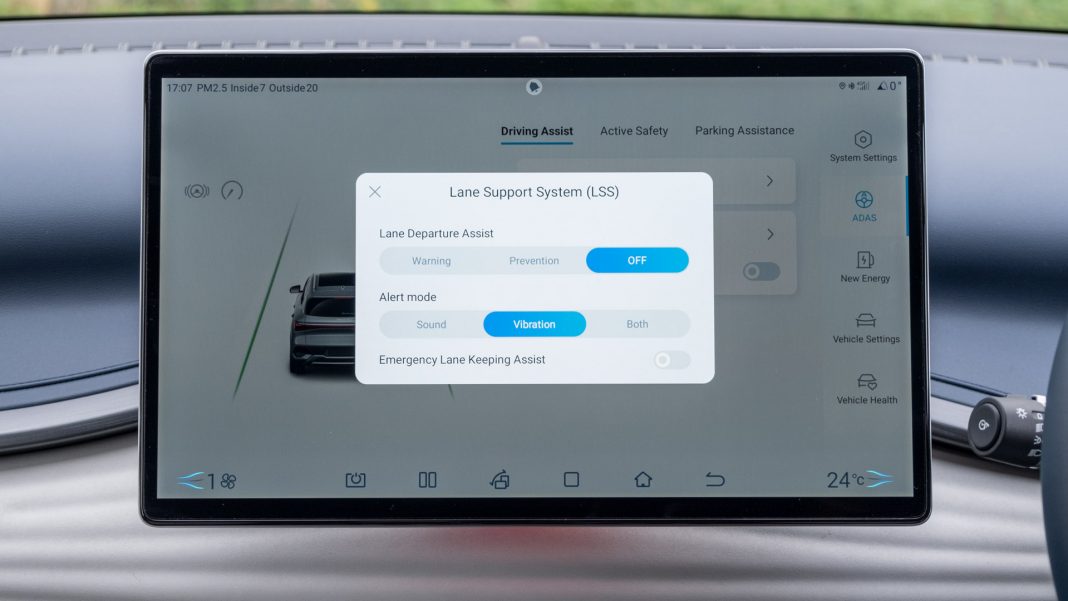 BYD Atto 3 Lane Keep Assist