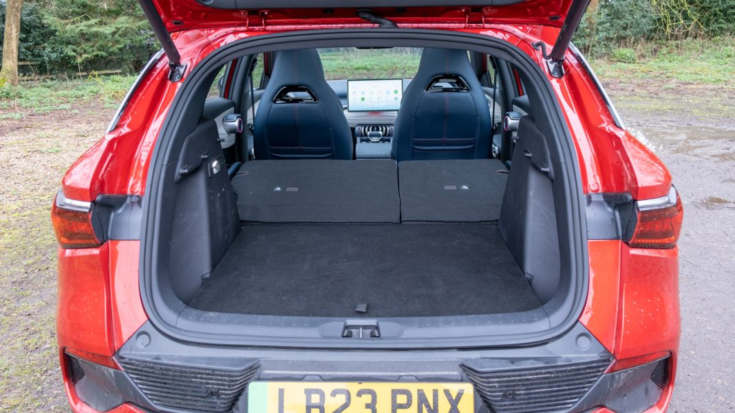 BYD Atto 3 boot space