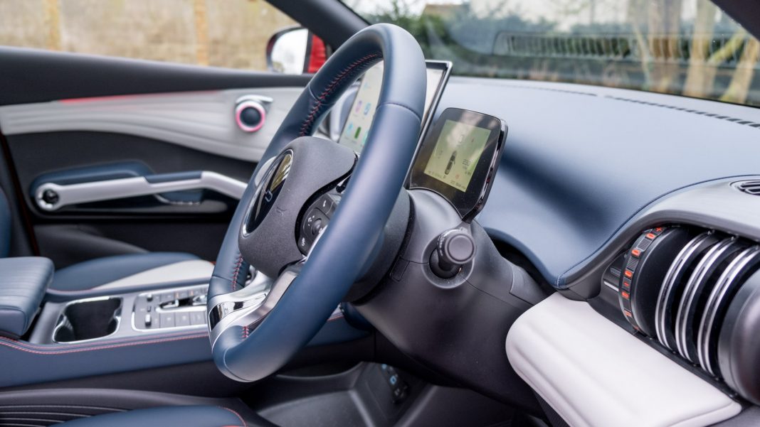 BYD Atto 3 steering wheel