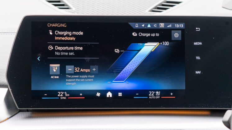 BMW iX2 charging mode