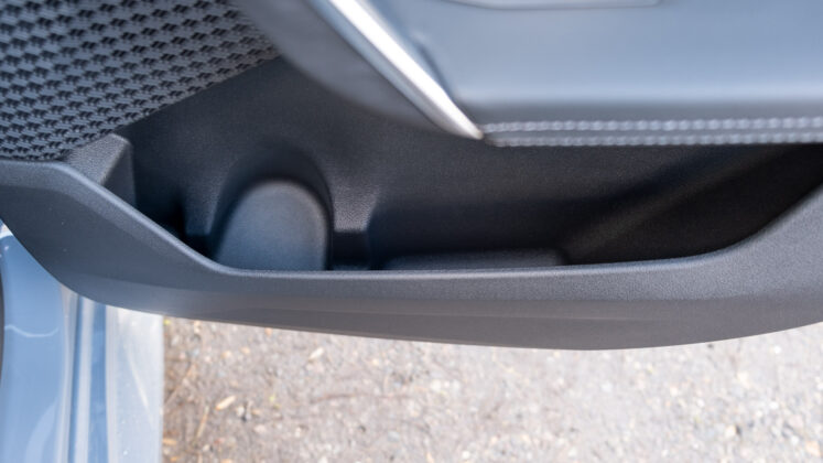 BMW iX2 rear door compartment