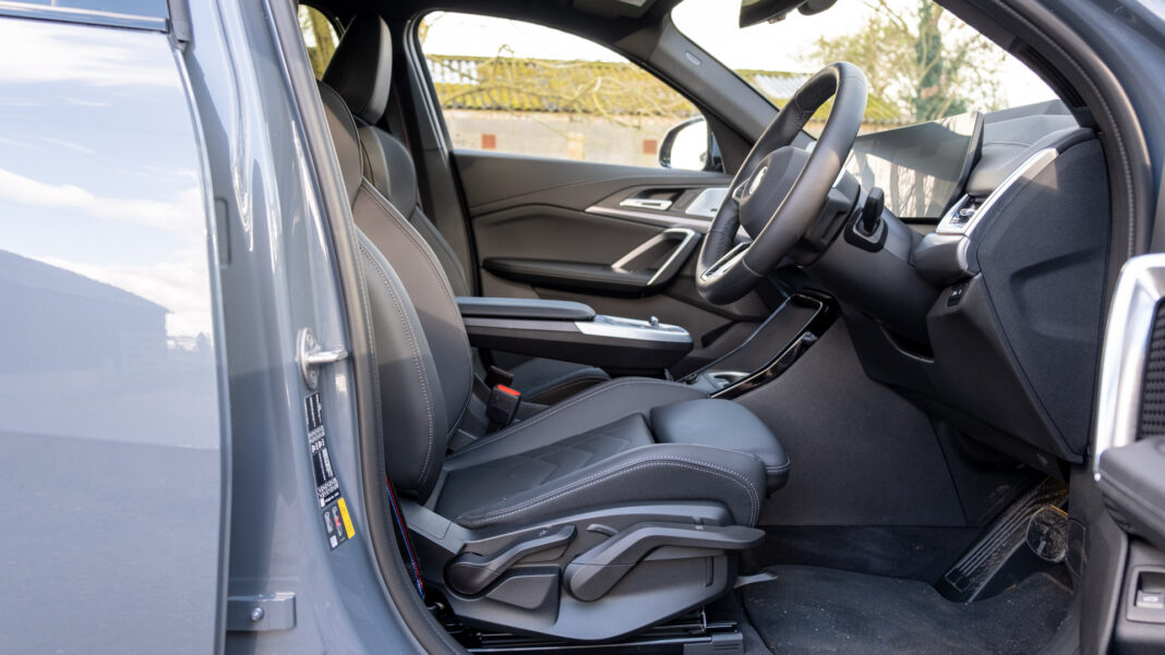 BMW iX2 seats
