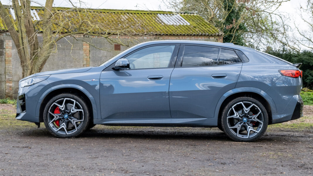 BMW iX2 side