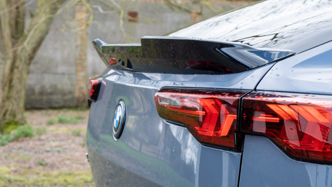 BMW iX2 spoiler design