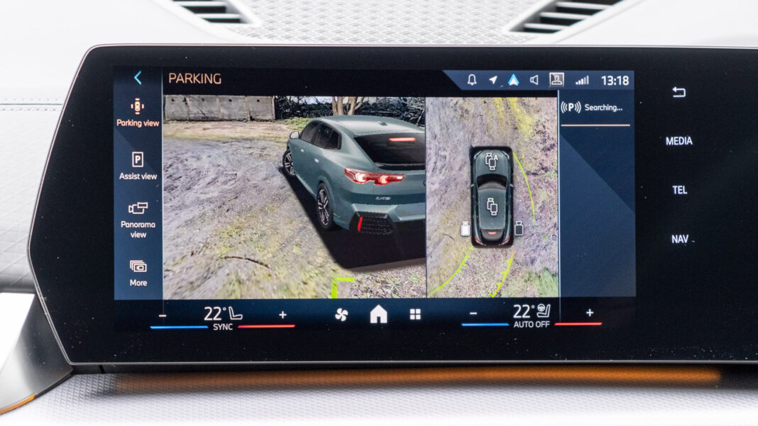 BMW iX2 wheel camera