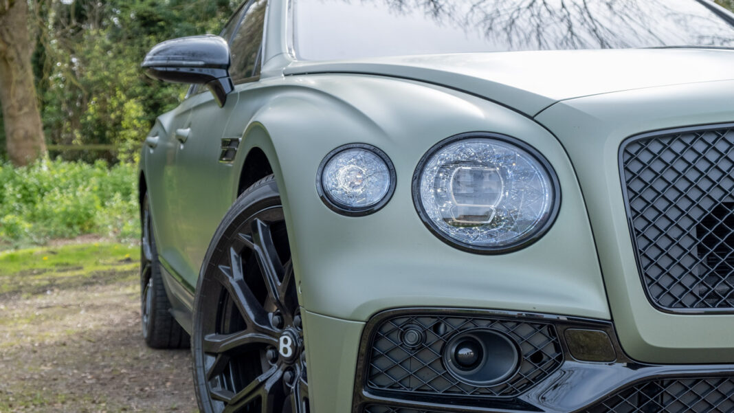 Bentley Flying Spur Hybrid headlights