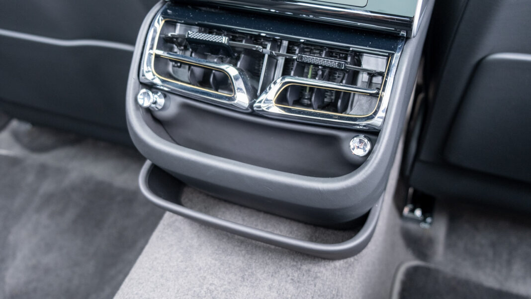 Bentley Flying Spur Hybrid rear centre console